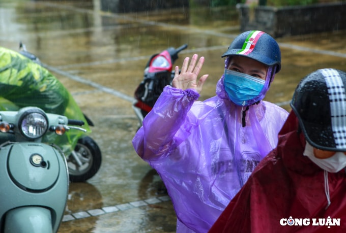 ha noi don cong dan cach ly du 21 ngay tai ky tuc xa dai hoc fpt ve noi cu tru hinh 13