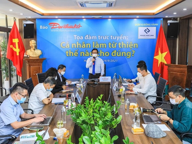 toa dam ca nhan lam tu thien the nao cho dung thang than khach quan va huong den lan toa thien nguyen hinh 1