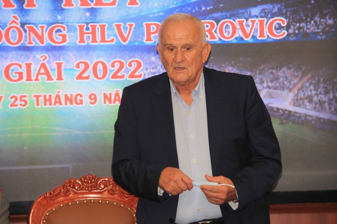 hlv petrovic noi gi khi ky hop dong voi dong a thanh hoa hinh 2