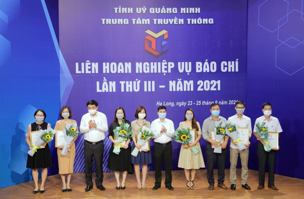 quang ninh trao 16 giai vang tai lien hoan nghiep vu bao chi lan thu iii nam 2021 hinh 1