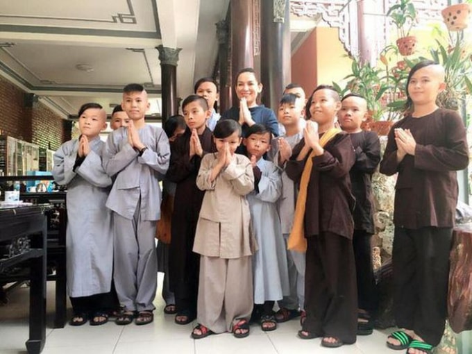 phi nhung da hoan thanh su menh thien than hinh 4