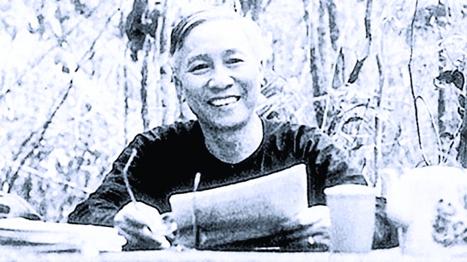 le duc tho nha cach mang tai nang cua dang hinh 1