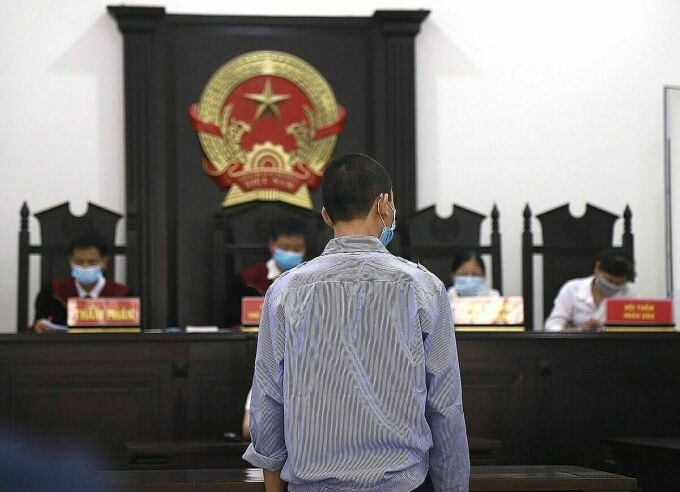 ha noi dam chet ban cung truong nam sinh lop 9 linh an 8 nam tu hinh 1