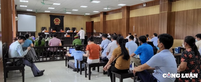 thanh hoa cuu pho chu tich hdnd thi xa nghi son ra hau toa hinh 2