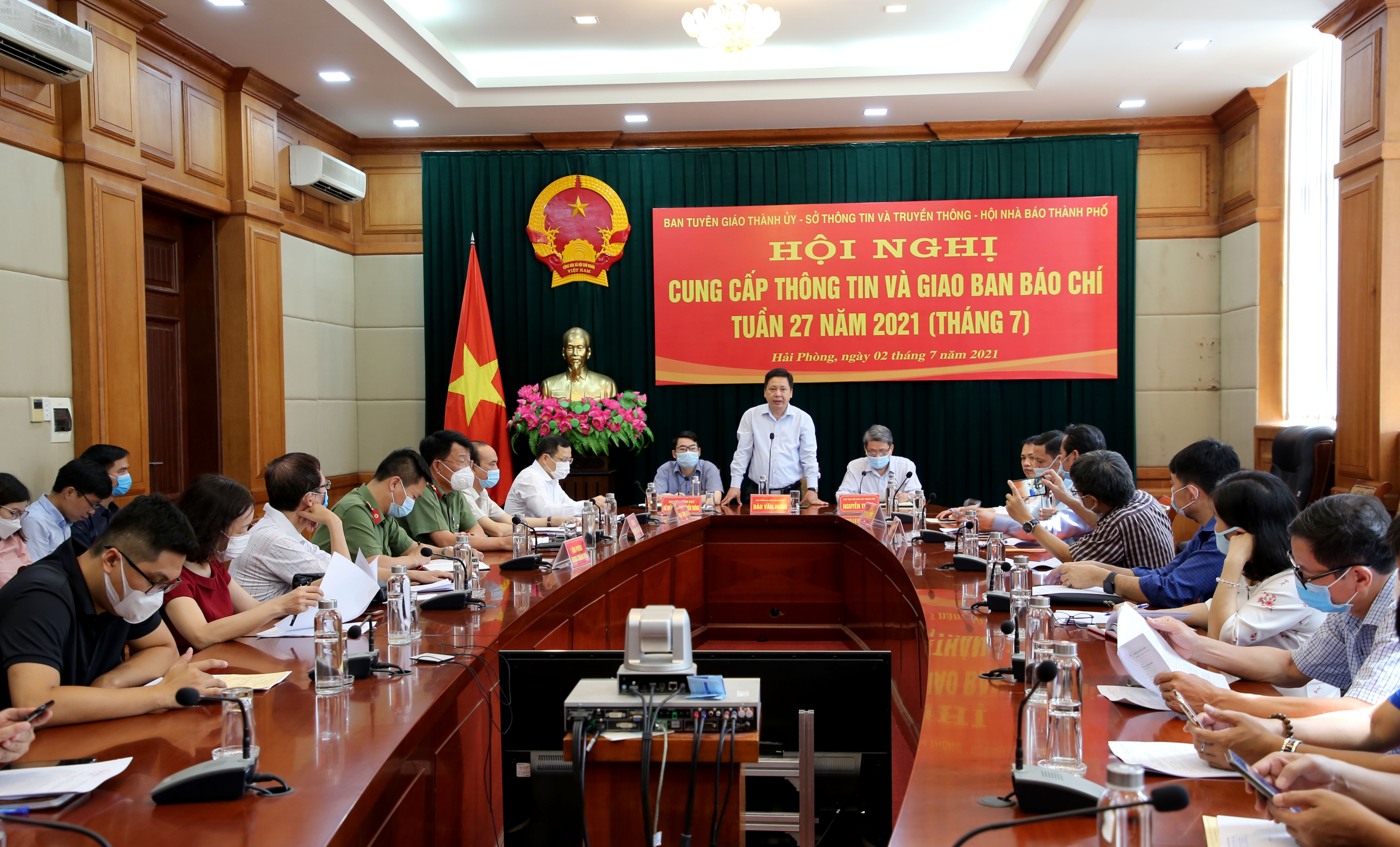 hai phong chu dong kip thoi minh bach trong cong tac cung cap thong tin cho bao chi hinh 2