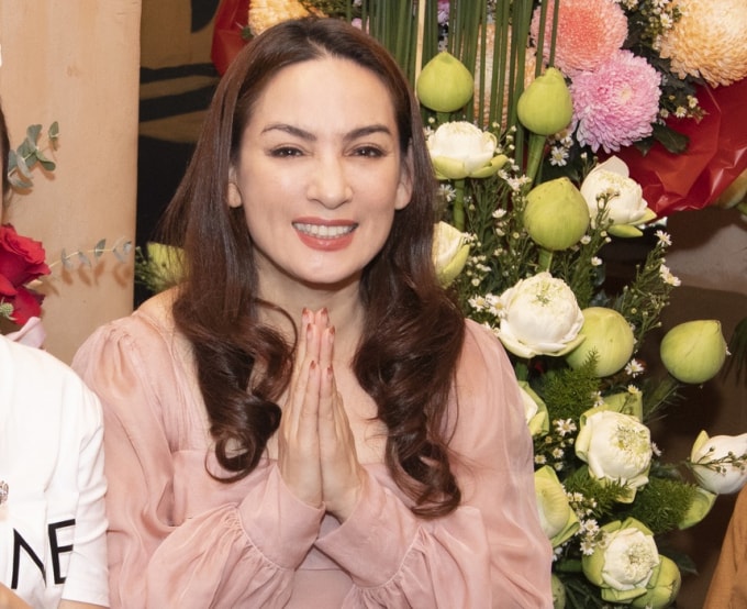 thong tin chinh thuc ve le tuong niem co ca si phi nhung voi mot so yeu cau dac biet hinh 1