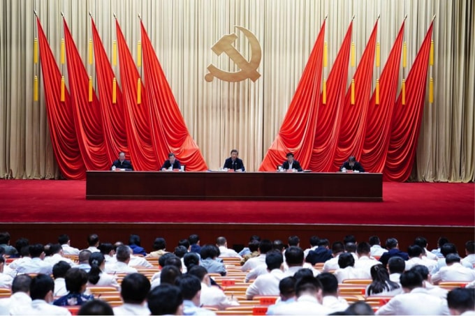 trung quoc manh tay xu ly quan chuc nha nuoc tham nhung vo no hinh 1