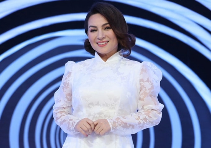con gai ruot cua phi nhung lien tuc bi gia mao tai khoan hinh 1