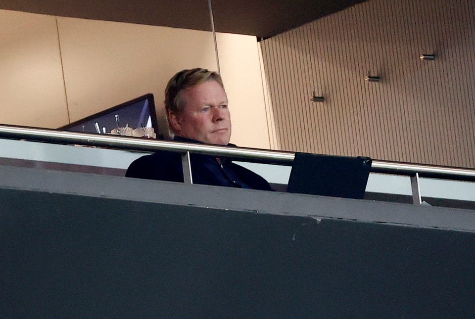 clb barca con thua dai neu tiep tuc giu chan ronald koeman hinh 2