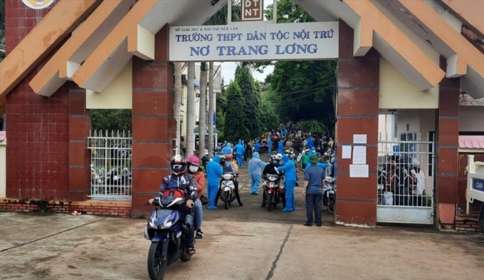 cong dan ve dak lak phai tra chi phi cach ly tap trung hinh 1