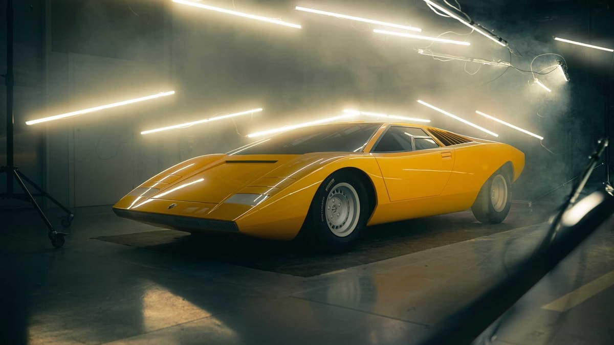 sieu xe lamborghini countach lp 500 nguyen ban duoc hoi sinh hinh 3