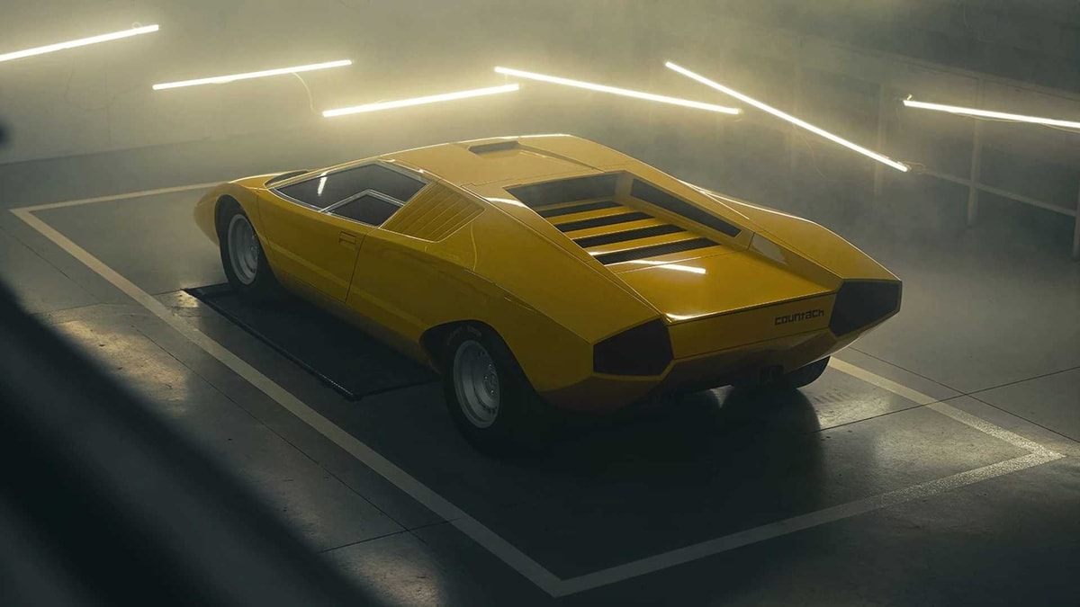 sieu xe lamborghini countach lp 500 nguyen ban duoc hoi sinh hinh 7