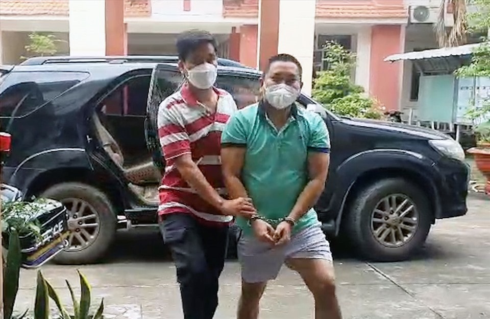 an giang bat doi tuong dac biet nguy hiem sau 9 nam tron truy na hinh 1