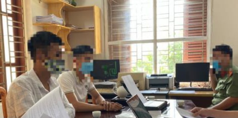 dang tai thong tin xuc pham luc luong canh sat 2 ca nhan o huyen an lao hai phong bi xu phat hinh 1