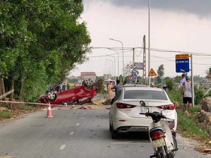 bac ninh xe con trong vu tai nan lam 6 nguoi thuong vong qua han dang kiem 5 thang hinh 1