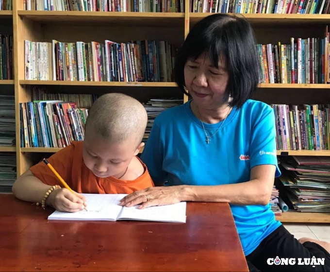 co giao chap but cho hang nghin tre ung thu cac em xung dang co mot tuoi tho dep cua rieng minh hinh 2