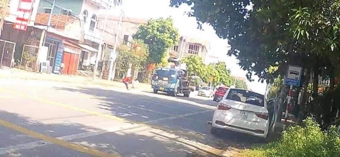 hung yen chay ngang duong be gai 3 tuoi bi xe tai dam tu vong hinh 1