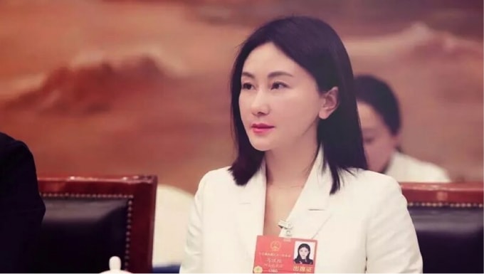 gioi tinh hoa chau a bi neu ten trong ho so pandora hinh 2