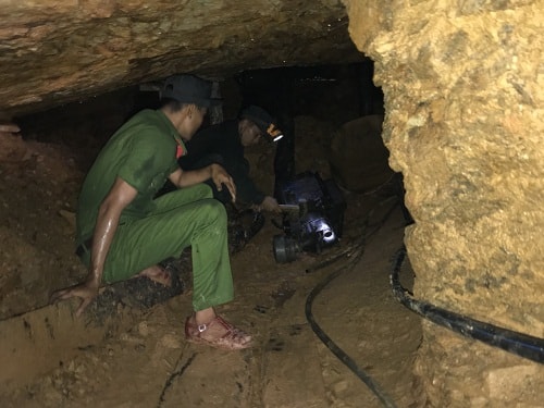 khong khoan nhuong truoc van nan vang tac o bong mieu hinh 1