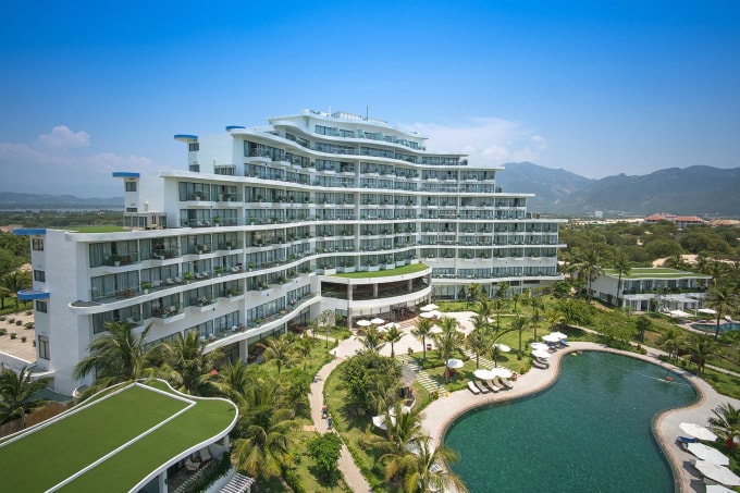 crystal bay de nghi thi diem du lich an toan thong qua cac chuyen bay thue chuyen hinh 1