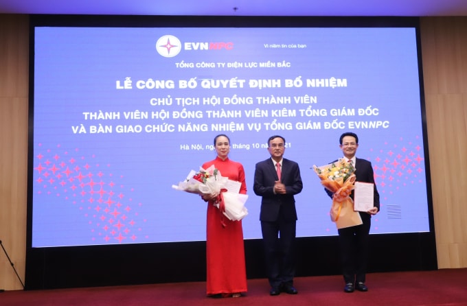 tong cong ty dien luc mien bac cong bo quyet dinh chu tich hdtv va thanh vien hdtv kiem tong giam doc hinh 2