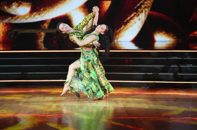 co gai hmong gianh hcv olympic khoe vu dieu nong bong trong gameshow buoc nhay hoan vu phien ban my hinh 2