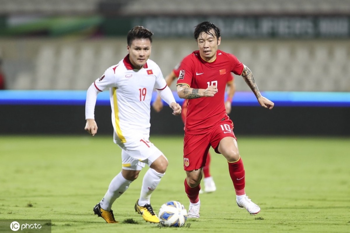 doi tuyen viet nam thua 2 3 trung quoc o vong loai 3 world cup 2022 hinh 2