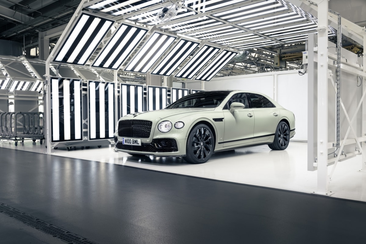 bentley tai su dung 4 tuy chon mau son co nien dai tu nhung nam 1930 hinh 1