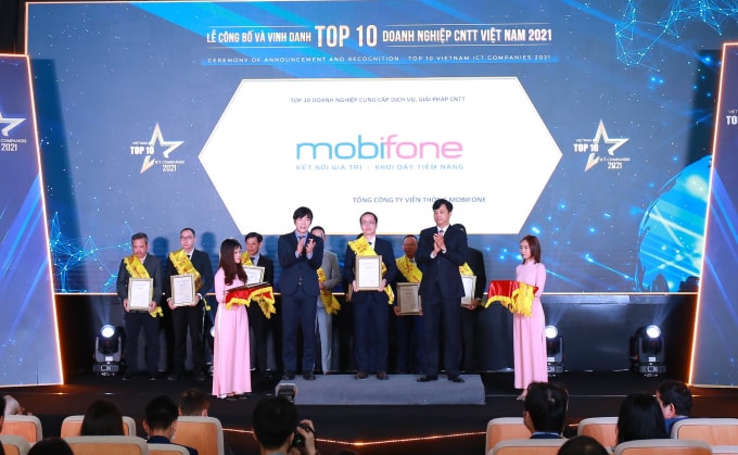 mobifone vinh du nhan danh hieu top 10 doanh nghiep cntt 2021 hinh 1