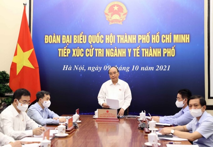 tphcm da vuot qua dinh dich nhung khong duoc chu quan hinh 1
