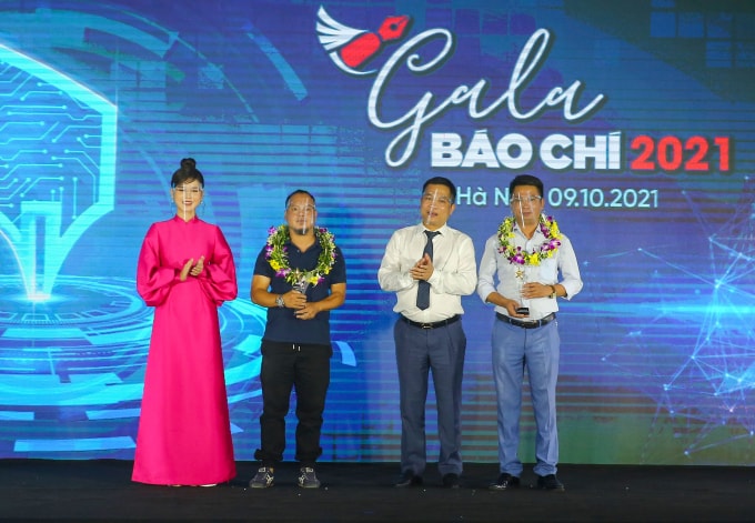 gala bao chi 2021 lang dong cam xuc cham den vinh quang hinh 3