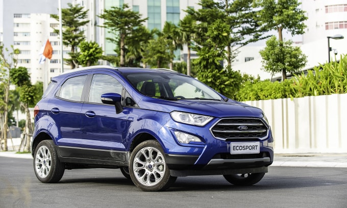 hon 300 xe ford ecosport bi trieu hoi do loi lap thieu linh kien hinh 1