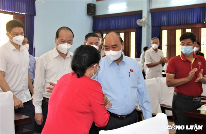 chu tich nuoc nguyen xuan phuc lap phao dai de chong dich chu khong phai ngan song cam cho hinh 1