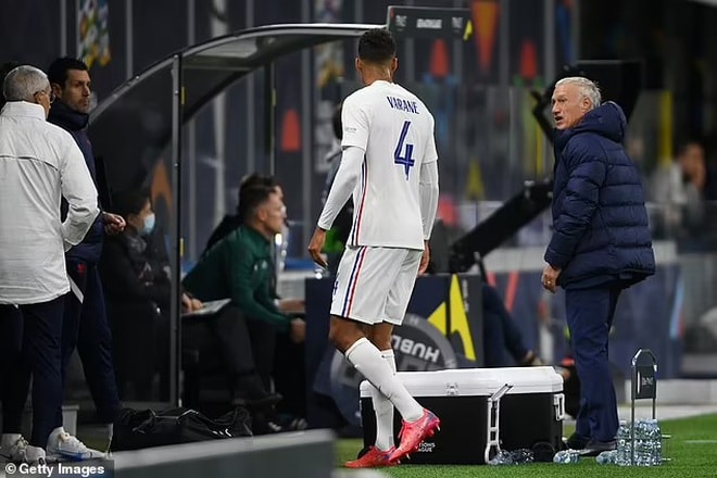 clb man utd lo sot vo vi chan thuong cua trung ve raphael varane hinh 2