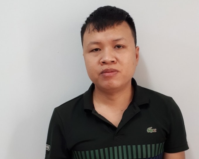 khoi to giam doc doanh nghiep mua ban hoa don trai phep hinh 1