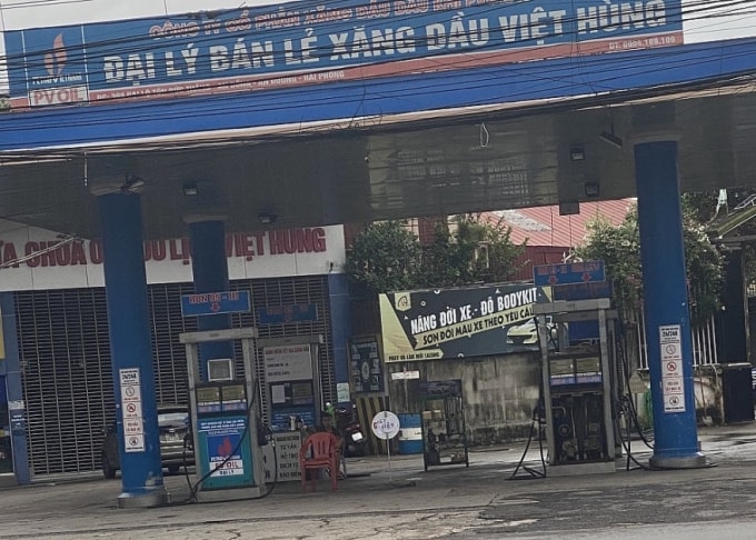 treo bien mat dien mot cua hang xang dau tai hai phong bi phat 10 trieu dong hinh 1