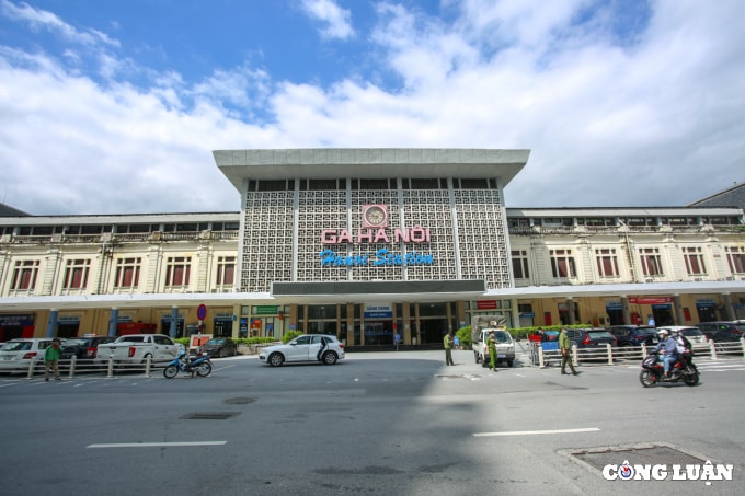 ha noi cac ben xe khach tat bat chuan bi don khach ga tau mo ban ve tro lai hinh 13