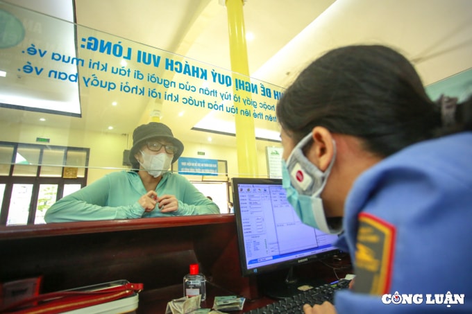 ha noi cac ben xe khach tat bat chuan bi don khach ga tau mo ban ve tro lai hinh 16