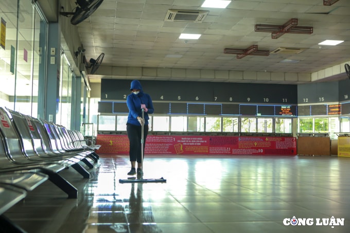 ha noi cac ben xe khach tat bat chuan bi don khach ga tau mo ban ve tro lai hinh 8