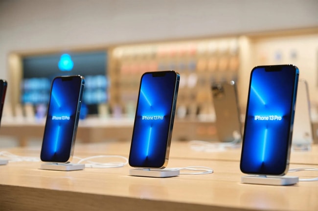 apple co the thiet hai hang ty usd vi thieu chip de san xuat iphone 13 hinh 1