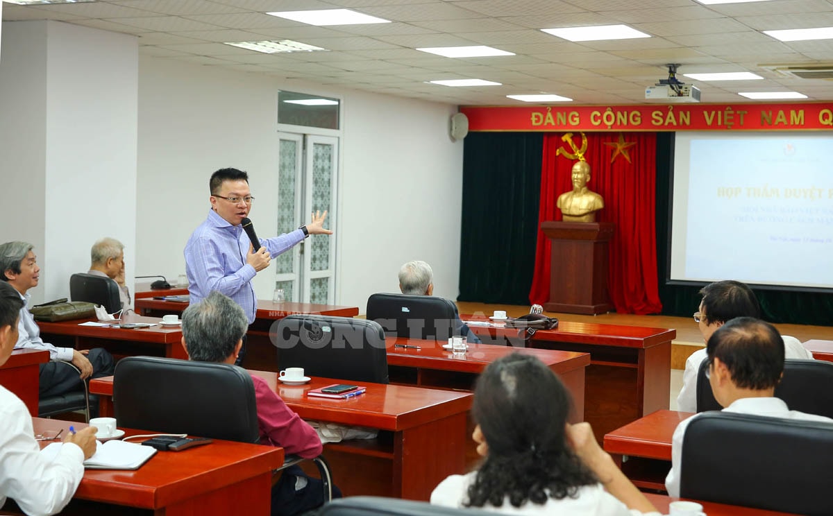 se som hoan thien va cho ra mat bo phim dau tien ve lich su hoi nha bao viet nam hinh 2