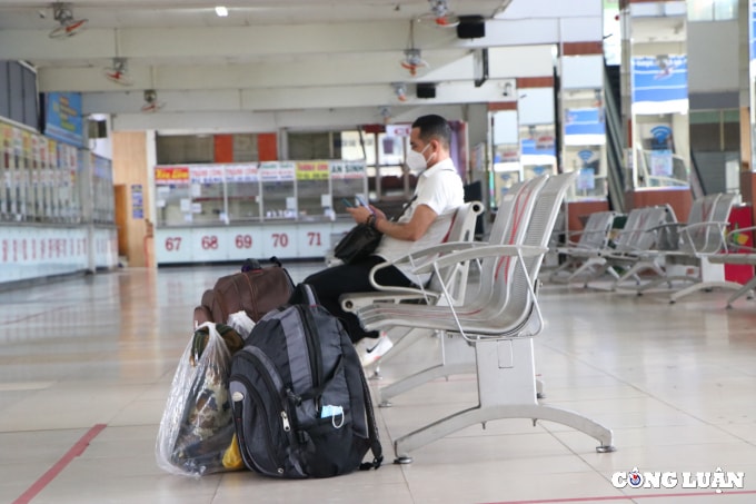 ben xe lon nhat tp hcm vang hoe ngay dau thi diem xe khach lien tinh hinh 8