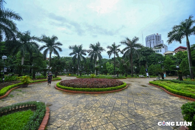 ha noi buoi sang dau tien cong vien mo cua tro lai vang ve nguoi dan den tap the duc hinh 6