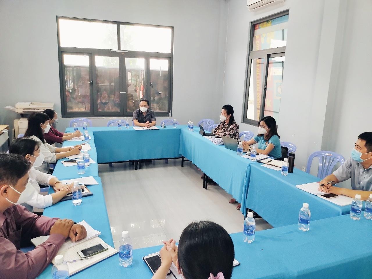 huyen hoc mon tp hcm bao cao nhieu to truong to pho xin nghi viec vi ap luc hinh 1