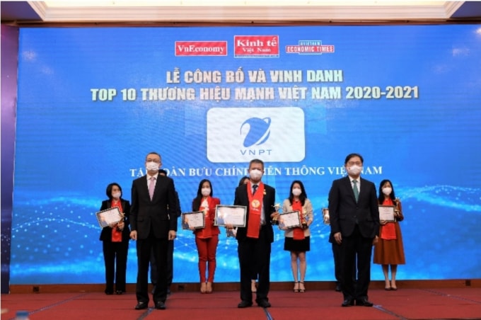 vnpt duoc vinh danh trong top 10 thuong hieu manh viet nam 2020 2021 hinh 2