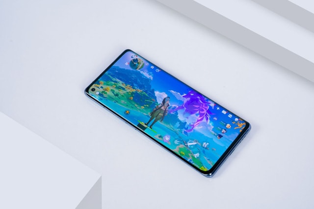 oppo reno6 pro ra mat tai viet nam gia 19 trieu dong hinh 3