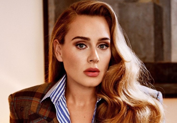 adele tro lai voi mv easy on me sau 6 nam hinh 2