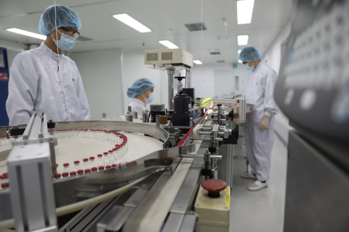 dau nam 2022 viet nam co it nhat mot nha may san xuat vaccine phong covid 19 di vao hoat dong hinh 1