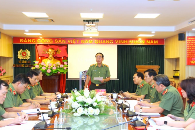 ubkt dang uy cong an trung uong de nghi ky luat mot so to chuc dang va dang vien co vi pham hinh 1