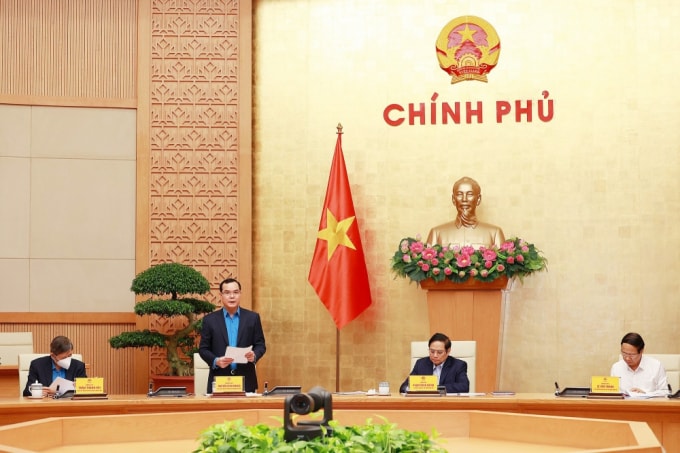 de nghi chinh phu cho phep thi diem xay nha o cho cong nhan hinh 2